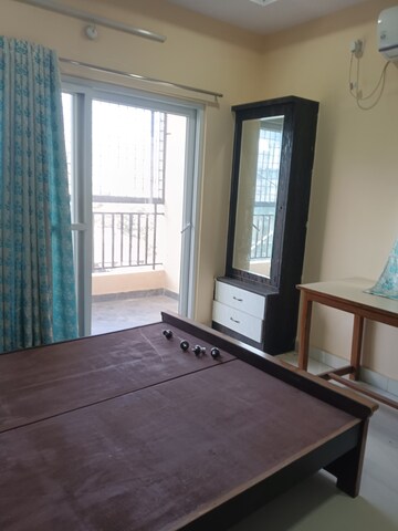 Room in 2 BHK Apartment at Manikonda – for Rent
