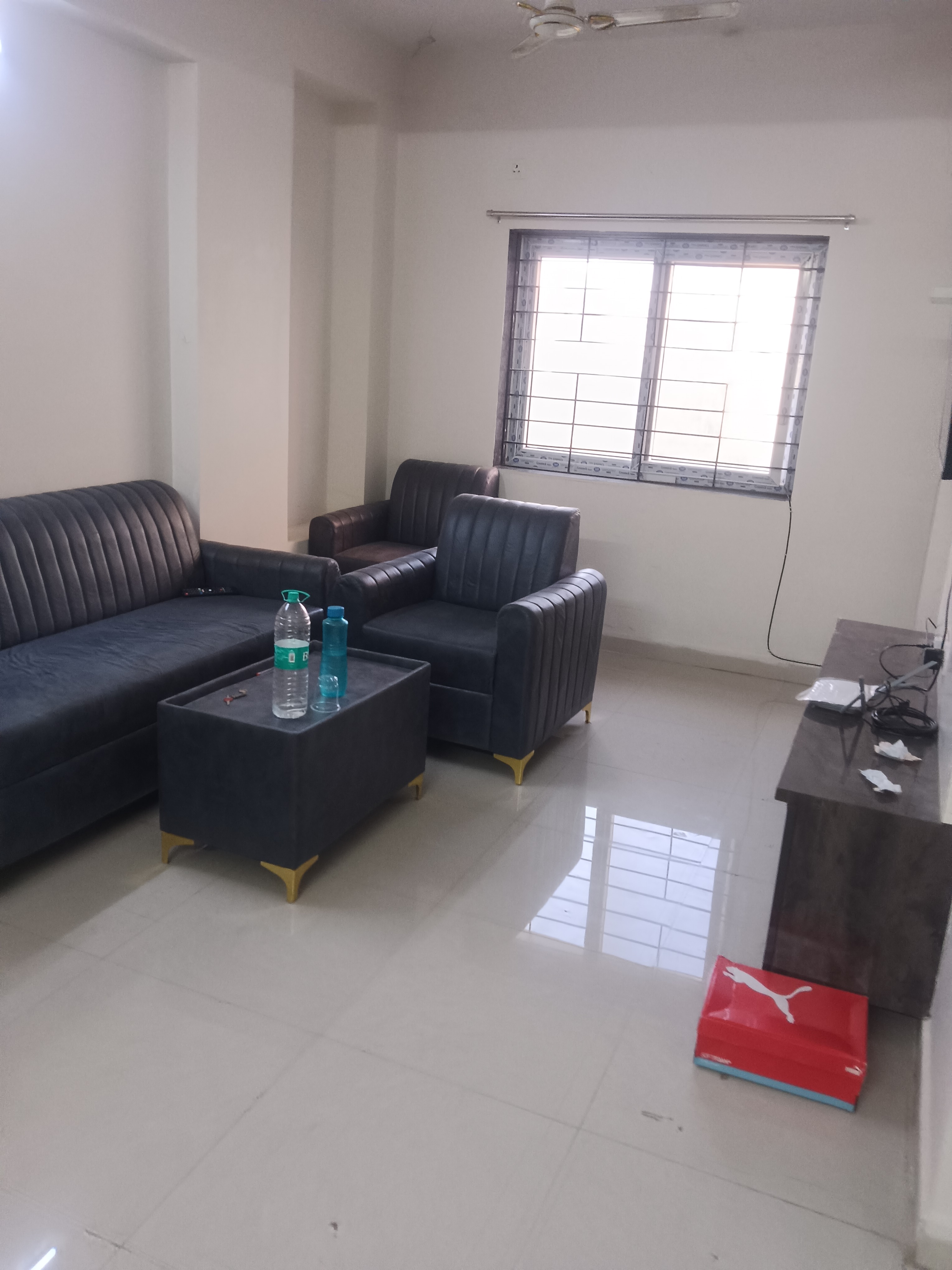 2 BHK + Pooja Room Apartment For Rent in Seeri Nilayam 