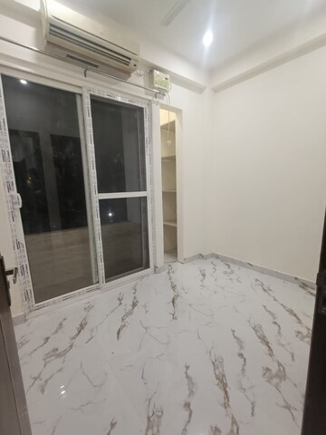 Room in 1 BHK Builder Floor at Palam Vihar Residents Association, Palam Vihar – for Rent