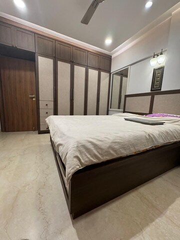 2 BHK Apartment For Rent in Dev Arti, Mahim West