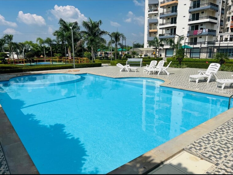 Swimming Pool, ratan-galaxy 4 Bedroom 2535 Sq.Ft. Apartment In Vrindavan Yojna Lucknow 9667618