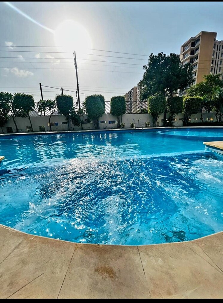 Swimming Pool, ratan-galaxy 4 Bedroom 2535 Sq.Ft. Apartment In Vrindavan Yojna Lucknow 9667618