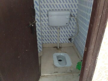 Bathroom in 2 BHK Builder Floor at Sector 22 – for Rent
