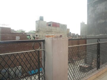 2 BHK Builder Floor – Exterior View View at Sector 22 - for Rent