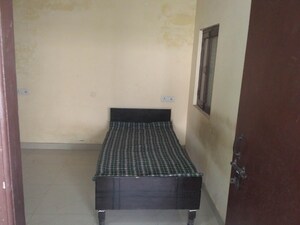 Room in 2 BHK Builder Floor at Sector 22 – for Rent