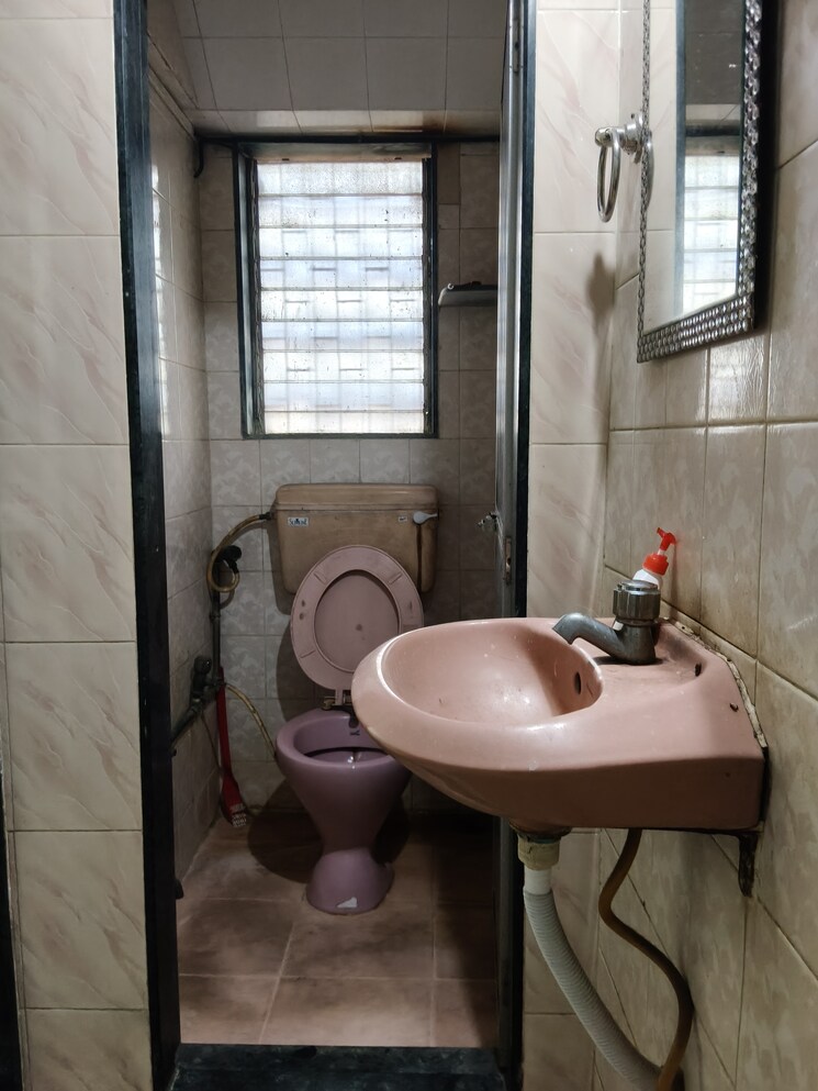 Bathroom, panchsheel-apartment-santacruz-east 1 Bedroom 500 Sq.Ft. Apartment In Santacruz East Mumbai 9667620