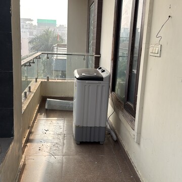 Balcony in 2.5 BHK Builder Floor at Palam Vihar Residents Association, Palam Vihar – for Sale