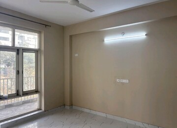 Room in 3 BHK Apartment at TDI The Grand Retreat, Sector 88 – for Rent