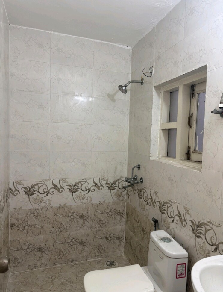 Bathroom, tdi-the-grand-retreat 3 Bedroom 1155 Sq.Ft. Apartment In Sector 88 Faridabad 9667629