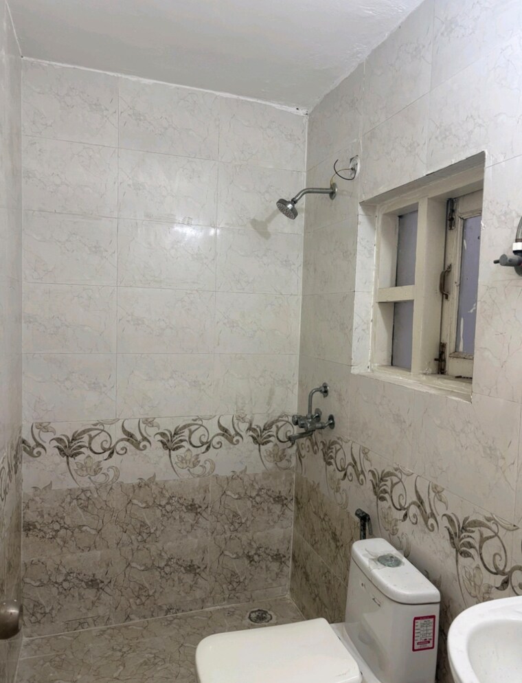 Bathroom, tdi-the-grand-retreat 3 Bedroom 1155 Sq.Ft. Apartment In Sector 88 Faridabad 9667629