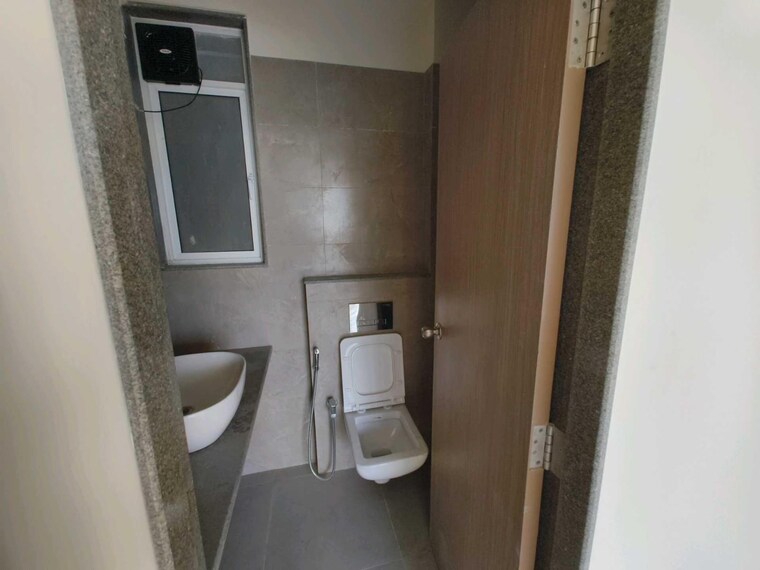 Bathroom, shiv-shakti-tower-28 1 Bedroom 436 Sq.Ft. Apartment In Malad East Mumbai 9667633