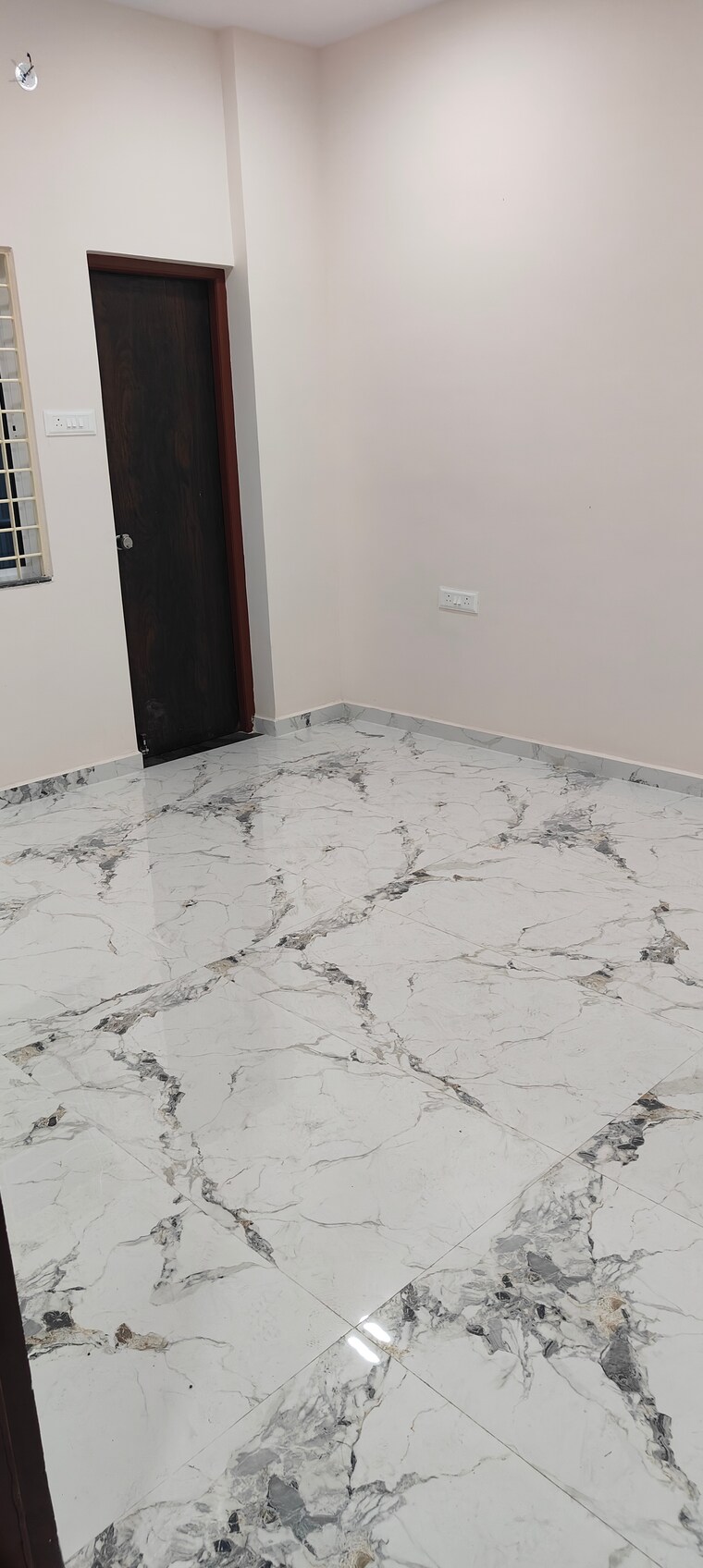 Room, zingabai takli 4 Bedroom 1500 Sq.Ft. Independent House In Zingabai Takli Nagpur 9667638