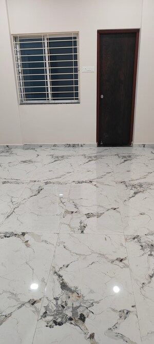 Room in 4 BHK Independent House at Zingabai Takli – for Sale