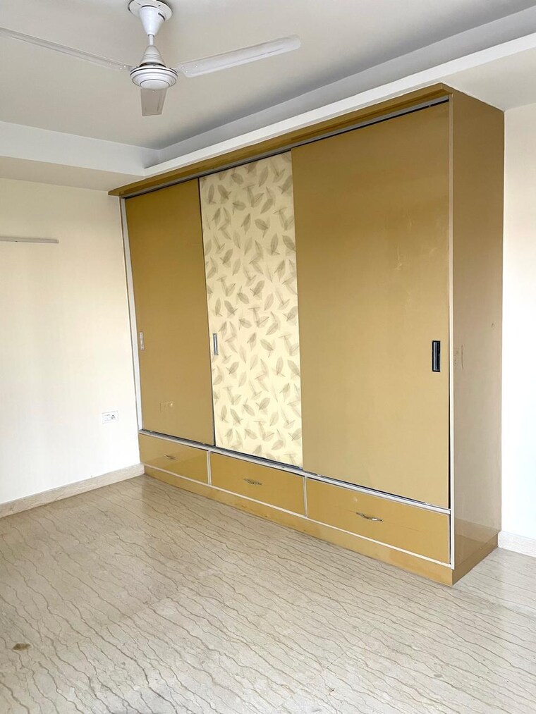 Room, pyramid-altia 3 Bedroom 645 Sq.Ft. Apartment In Sector 70 Gurgaon 9667651