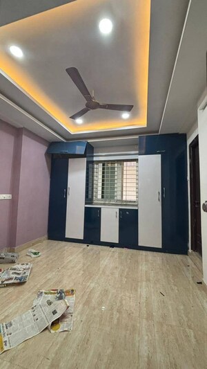 Room in 2 BHK Apartment at North Villa Kondapur, Kondapur – for Rent