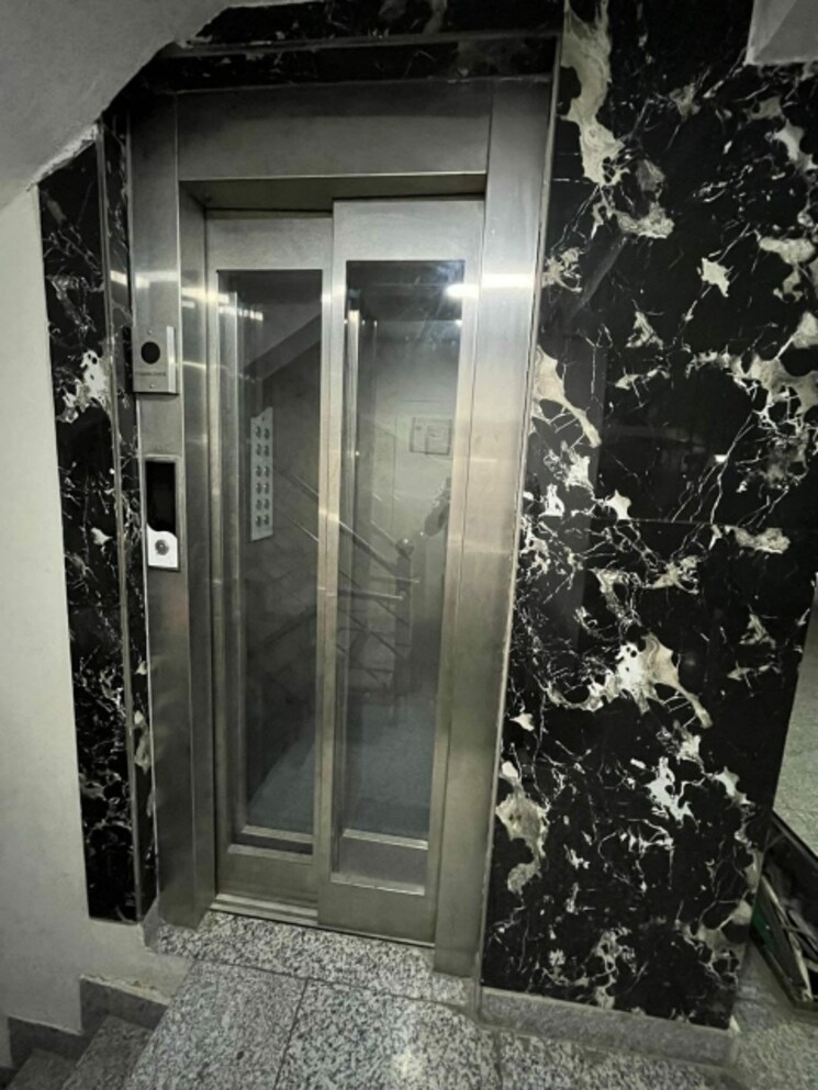 undefined, new rajinder nagar 1 Bedroom 480 Sq.Ft. Builder Floor In New Rajinder Nagar Delhi 9667688