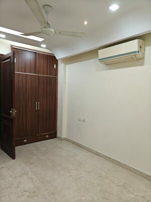 Room in 1 BHK Builder Floor at New Rajinder Nagar – for Rent