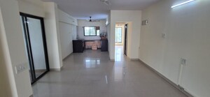 Room in 4 BHK Apartment at Laxmi Sharda Apartment, Shivajinagar – for Sale