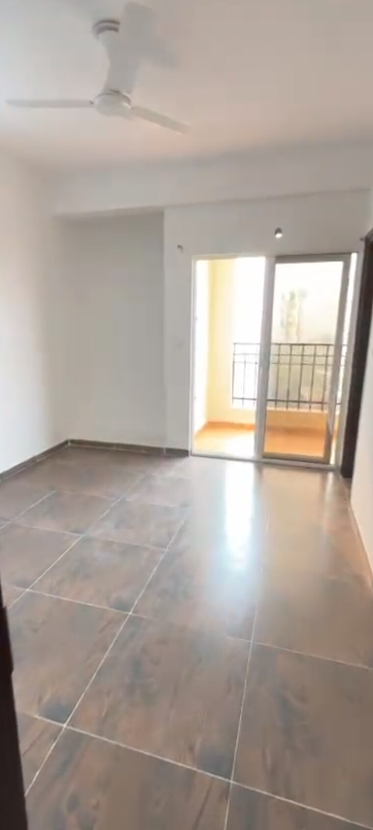 Room, himalaya-pride 2 Bedroom 948 Sq.Ft. Apartment In Tech Zone 4 Greater Noida Greater Noida 9667777