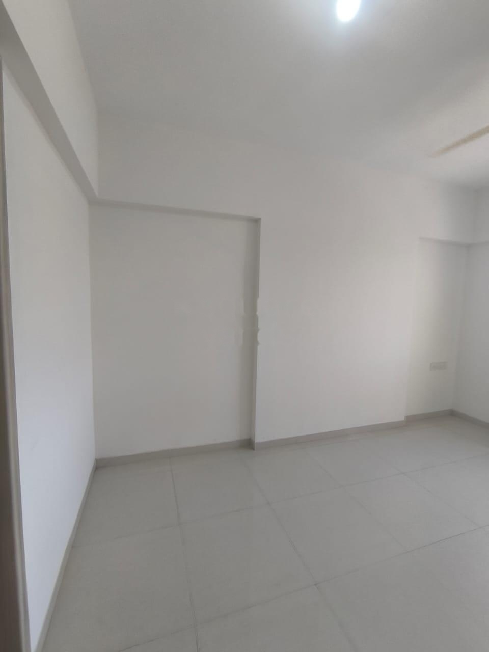 2 BHK 660 Sq.Ft. Apartment in Kohinoor Sapphire 2