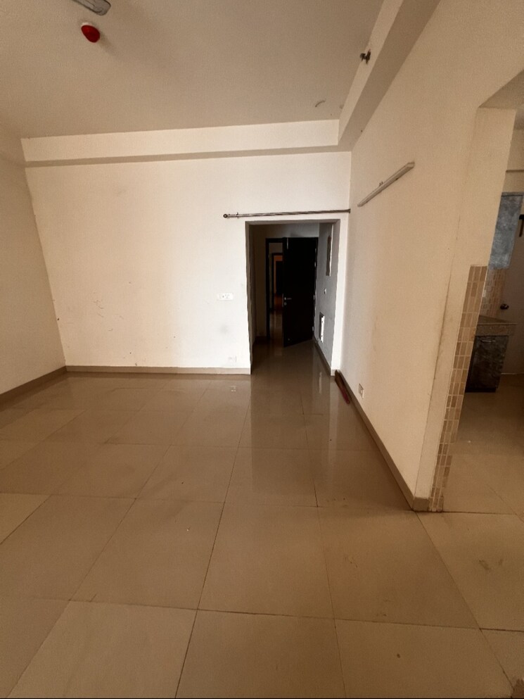 Room, paras-dews 3 Bedroom 1760 Sq.Ft. Apartment In Sector 106 Gurgaon 9667825