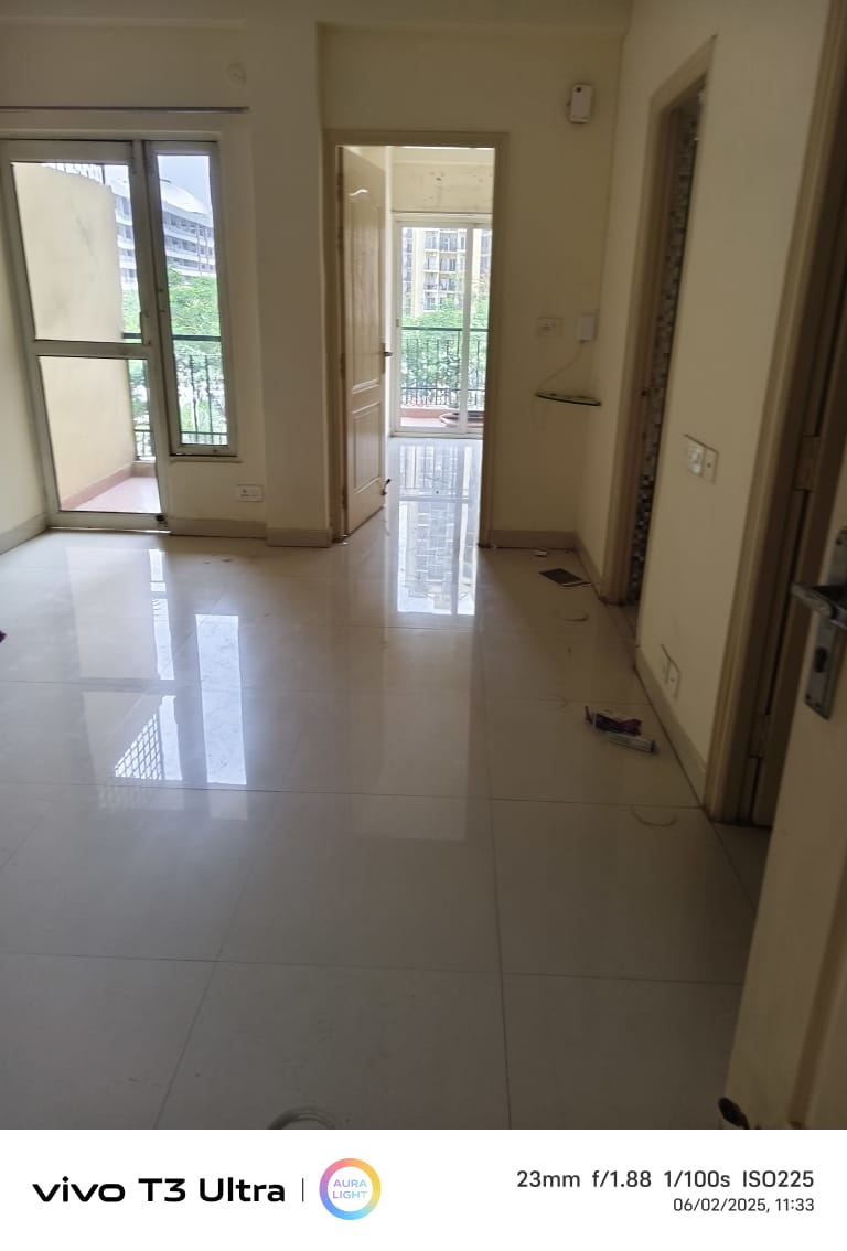 1 BHK 615 Sq.Ft. Apartment in Maxblis Grand Wellington