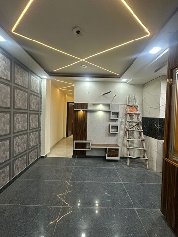 2 BHK Builder Floor For Rent in Dwarka Mor