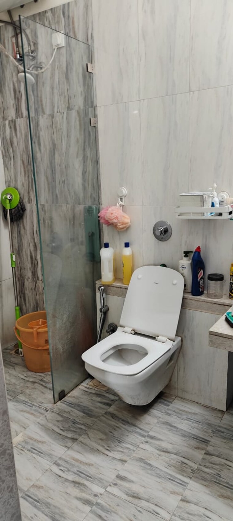 Bathroom, romell-aether 2 Bedroom 1200 Sq.Ft. Apartment In Goregaon East Mumbai 9667933