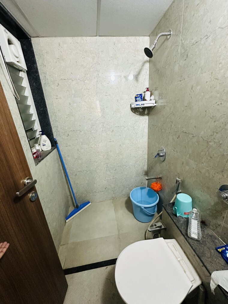 Bathroom, prasun-sarvam 2 Bedroom 1000 Sq.Ft. Apartment In Kharadi Pune 9667921