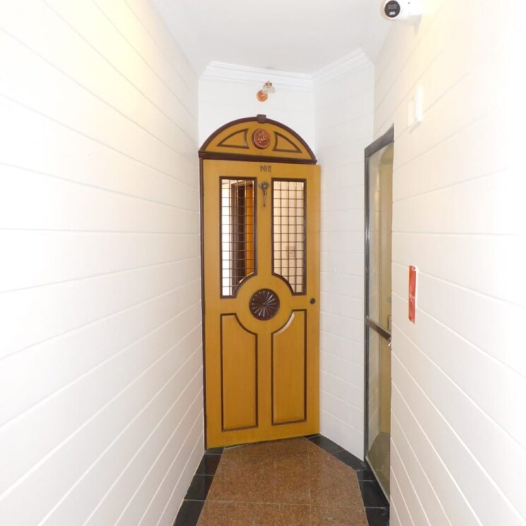 undefined, versova 3 Bedroom 1500 Sq.Ft. Apartment In Versova Mumbai 9667947