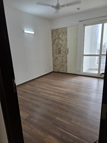 Room in 4 BHK Apartment at The 3C Lotus Panache, Sector 110 – for Rent