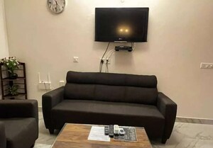 Furnished Amenities in 1 BHK Apartment at Vibhuti Khand – for Rent