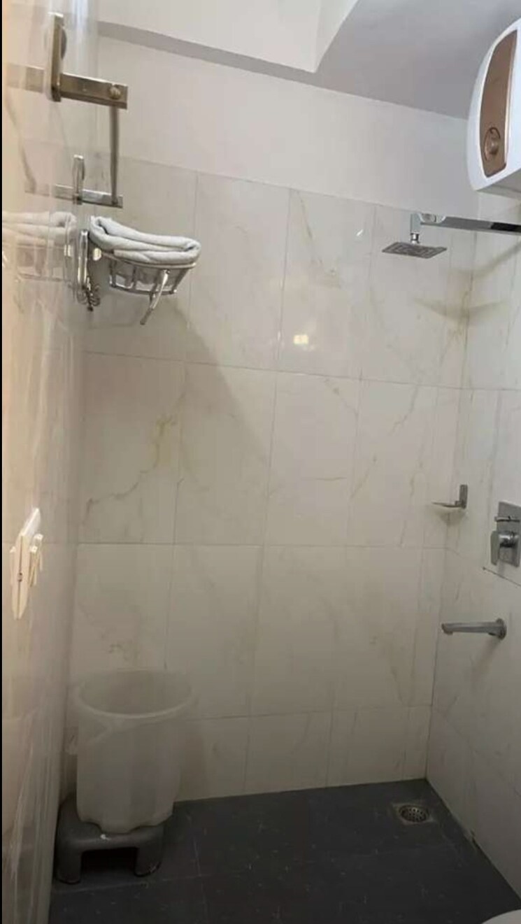 Bathroom, vibhuti khand 1 Bedroom 650 Sq.Ft. Apartment In Vibhuti Khand Lucknow 9667969
