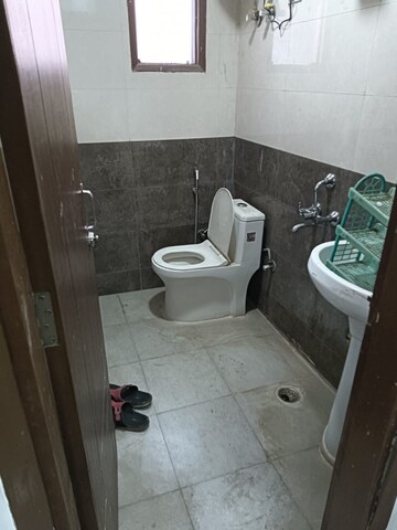 Bathroom in 1 BHK Builder Floor at Saket – for Sale