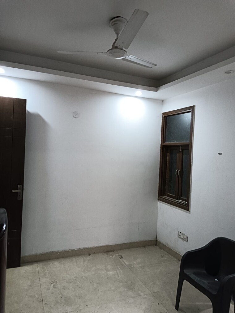 Room, saket 1 Bedroom 450 Sq.Ft. Builder Floor In Saket Delhi 9668007