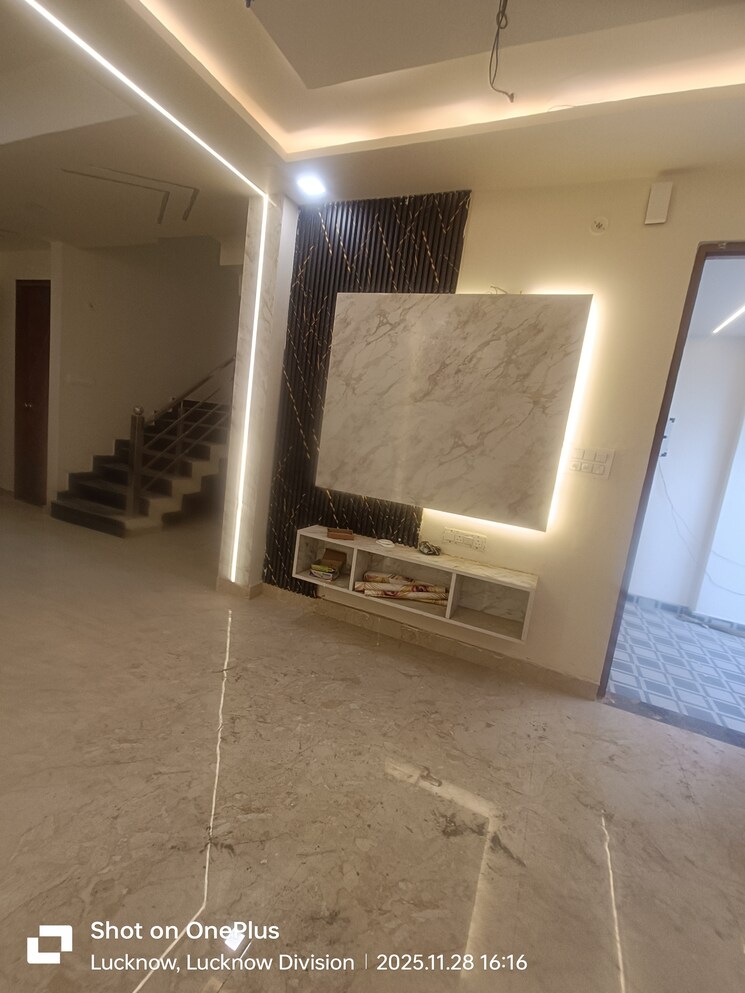 Living Room, arsha-madhav-greens 3 Bedroom 1605 Sq.Ft. Independent House In Gomti Nagar Lucknow 9668010