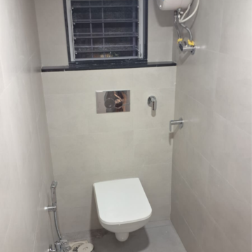 Bathroom in 1 BHK Apartment at Andheri West – for Rent
