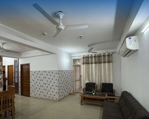 Living Room in 3 BHK Apartment at Hazratganj – for Rent