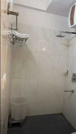 Bathroom in 3 BHK Apartment at Hazratganj – for Rent