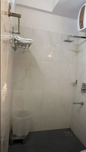 Bathroom in 3 BHK Apartment at Hazratganj – for Rent