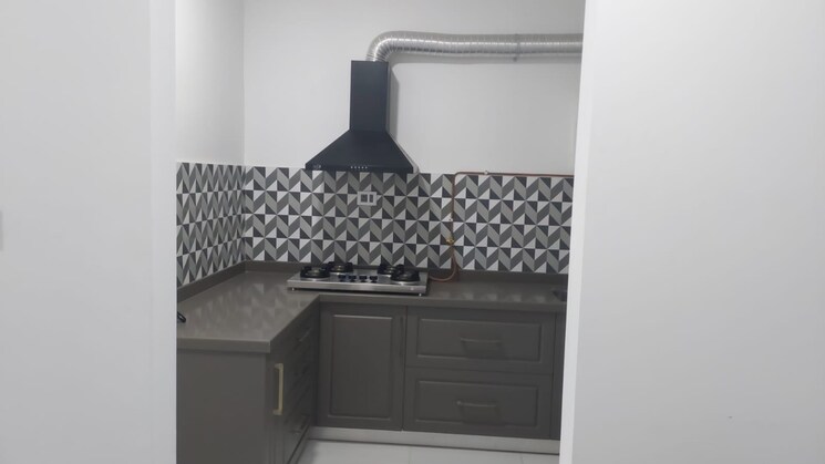 Kitchen, kalyani nagar 2 Bedroom 1005 Sq.Ft. Apartment In Kalyani Nagar Pune 9668036