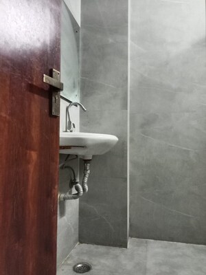Bathroom in 2 BHK Builder Floor at Saket – for Rent