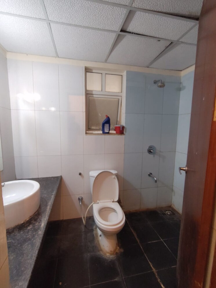 Bathroom, megapolis-sangria-towers 2.5 Bedroom 950 Sq.Ft. Apartment In Hinjewadi Pune 9668096