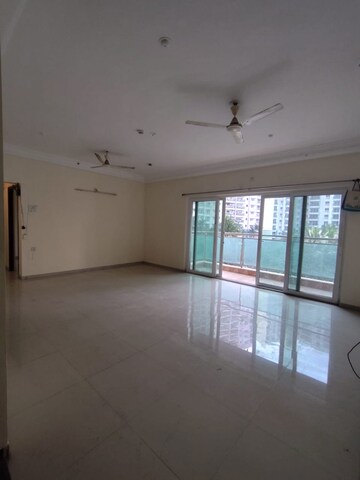 Room in 2.5 BHK Apartment at Megapolis Sangria Towers, Hinjewadi – for Rent