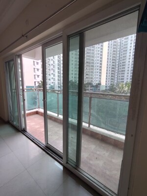 Room in 2.5 BHK Apartment at Megapolis Sangria Towers, Hinjewadi – for Rent