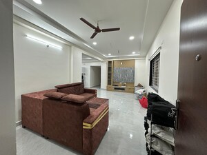 Bedroom in 3 BHK Builder Floor at Kondapur – for Rent