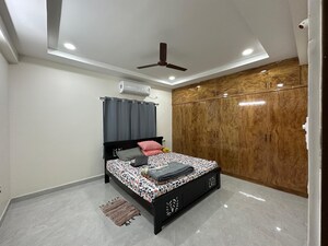 Bedroom in 3 BHK Builder Floor at Kondapur – for Rent