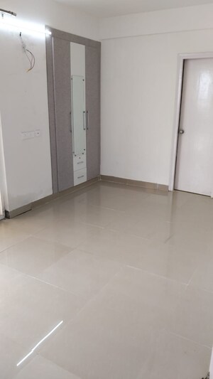 Room in 2 BHK Apartment at Newtech La Palacia, Tech Zone 4 Greater Noida – for Rent