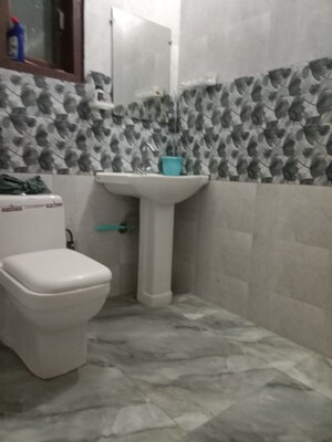 Master Bedroom in 1 BHK Builder Floor at Saket – for Rent