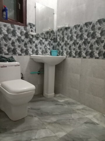 Master Bedroom in 1 BHK Builder Floor at Saket – for Rent